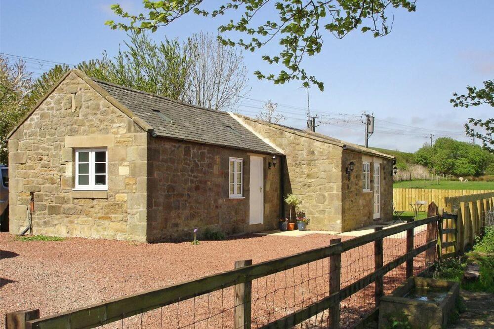 Plumtree Cottage アルンマス エクステリア 写真